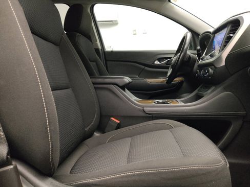 Used 2020 GMC Acadia SLE FWD image 21