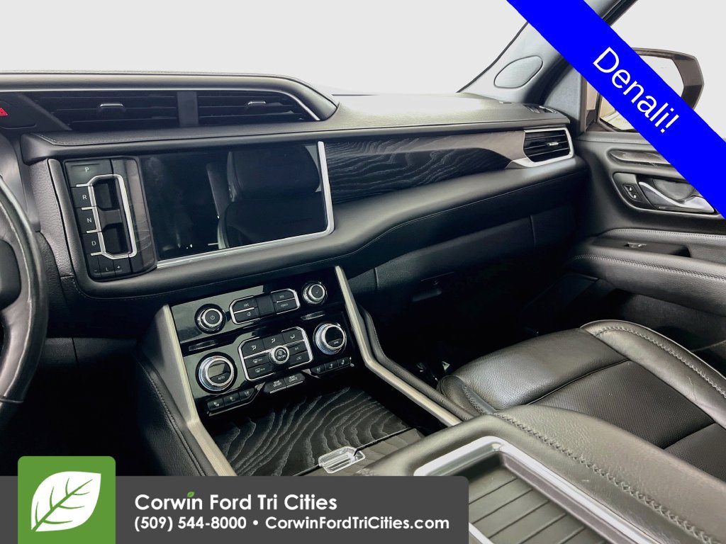 Used 2021 GMC Yukon Denali w/ Denali Premium Package AWD/4WD image 29