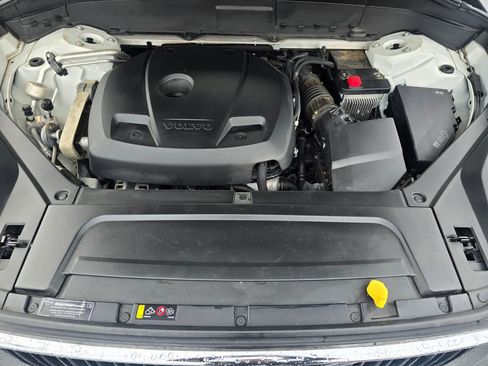 Used 2019 Volvo XC90 T6 Momentum w/ Advanced Package AWD/4WD image 42