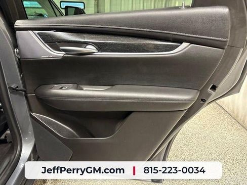 Used 2021 Cadillac XT5 Premium Luxury AWD/4WD image 24