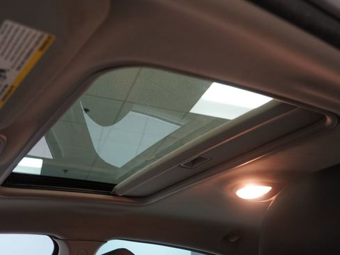 Used 2011 Chevrolet Malibu LT w/ HFV6 Engine Package image 4