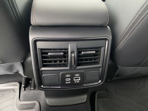 Used 2025 Subaru Forester Sport image 33