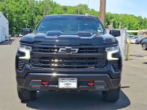 Used 2022 Chevrolet Silverado 1500 LT Trail Boss AWD/4WD image 2