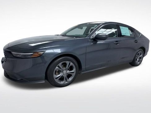 Used 2023 Honda Accord EX image 4