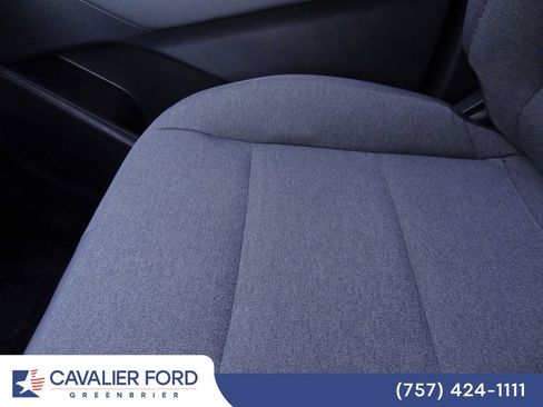 Used 2026 Ford Explorer Active AWD/4WD image 27