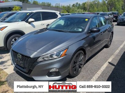 Used 2022 Nissan Altima 2.5 SR