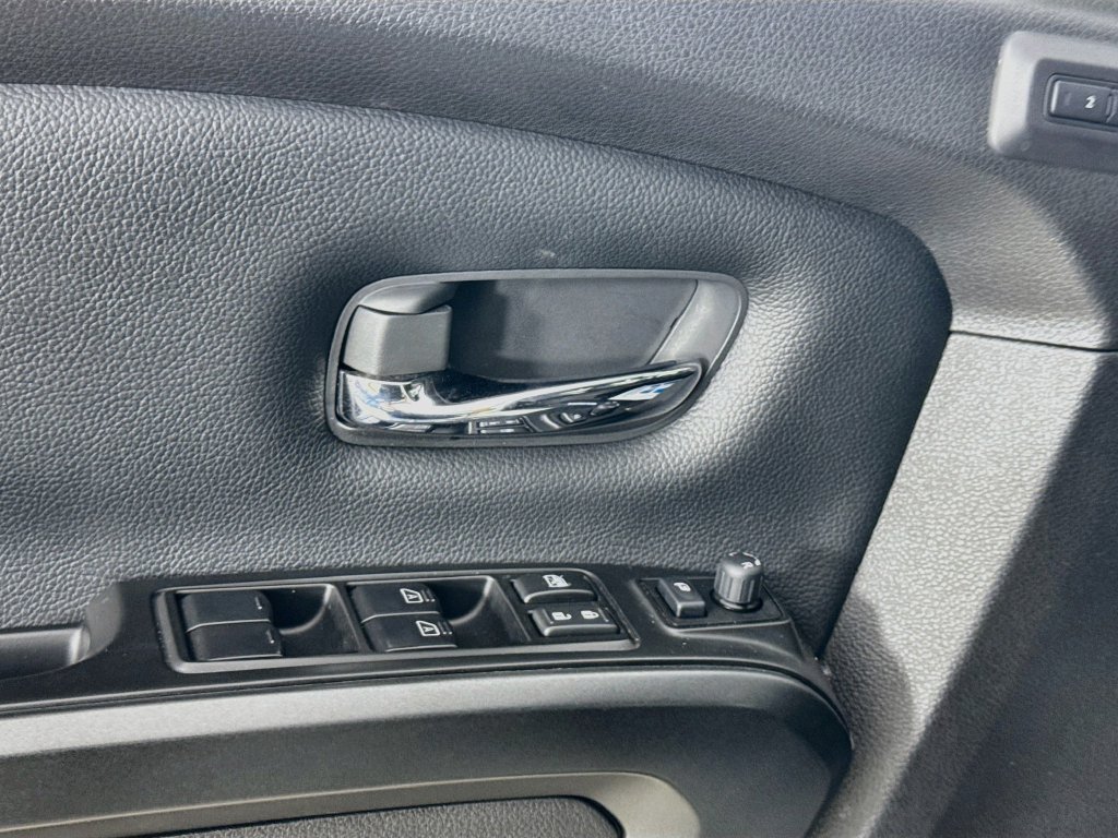 Used 2024 Nissan Titan PRO-4X w/ Pro-4x Convenience Package AWD/4WD image 23