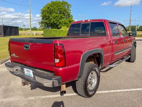 Used 2006 Chevrolet Silverado 2500 LT w/ Onstar Plus Package RWD image 4
