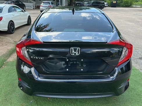 Used 2018 Honda Civic EX-T image 6