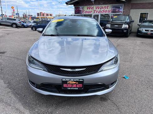 Used 2015 Chrysler 200 S image 3