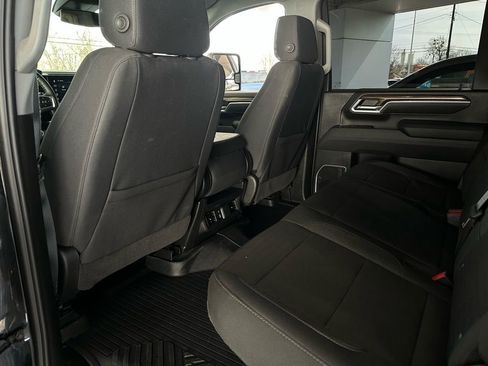 Used 2026 Chevrolet Silverado 2500 LT image 15