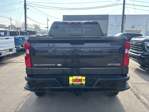Used 2024 Chevrolet Silverado 1500 ZR2 w/ Technology Package image 6