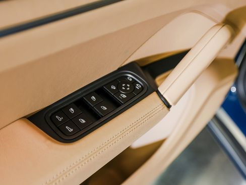 New 2026 Porsche Cayenne GTS image 24