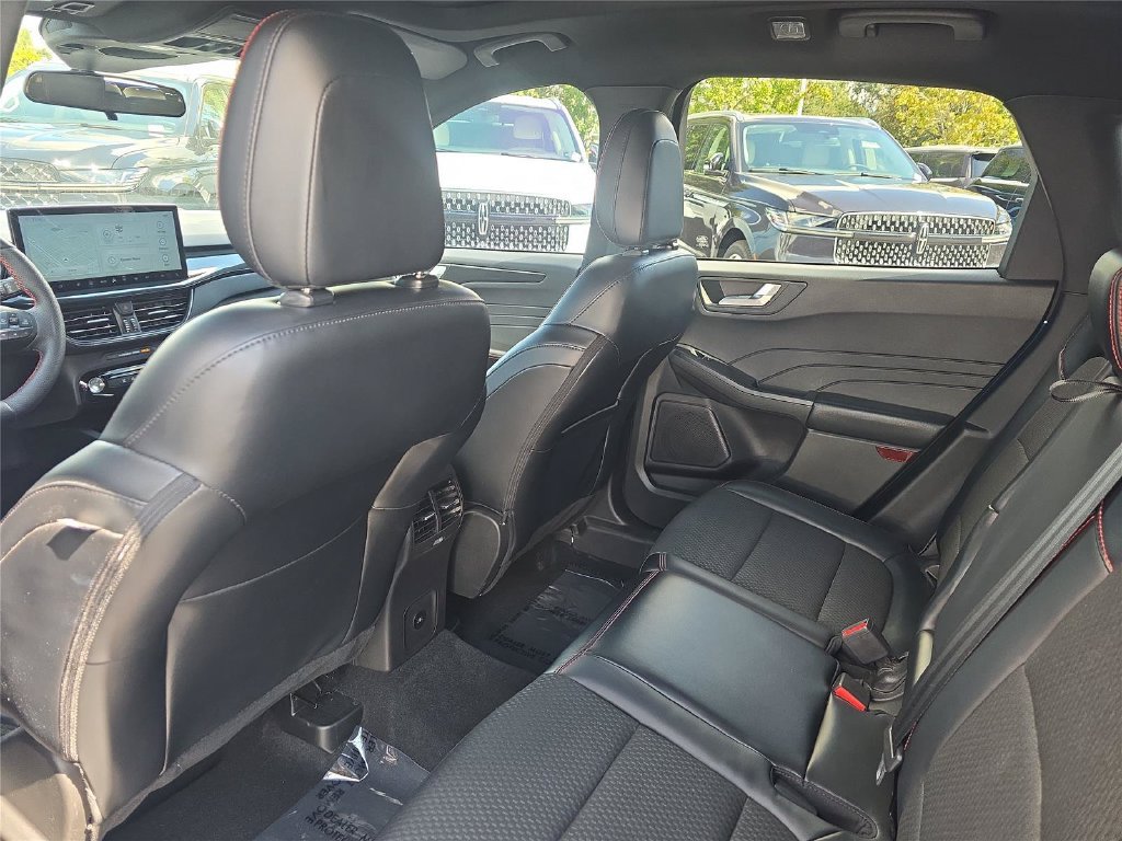 Used 2023 Ford Escape ST-Line w/ Tech Pack #1 FWD image 13