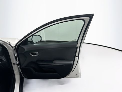 Used 2025 Kia K4 FWD image 33