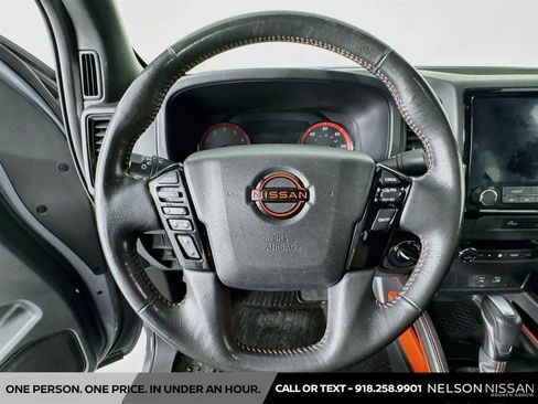 Used 2023 Nissan Frontier PRO-4X w/ Tow Package AWD/4WD image 11