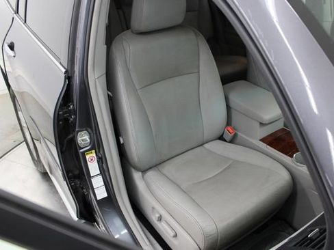 Used 2012 Toyota Highlander Limited w/ Tow Pkg AWD/4WD image 58