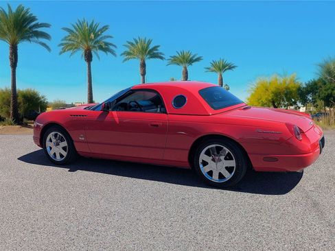 Used 2003 Ford Thunderbird RWD image 3