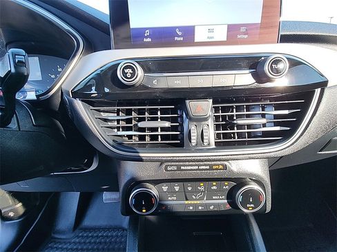 Used 2022 Ford Escape SEL image 23