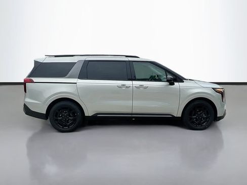 New 2026 Kia Carnival SX w/ SX Dark Edition Package FWD image 8