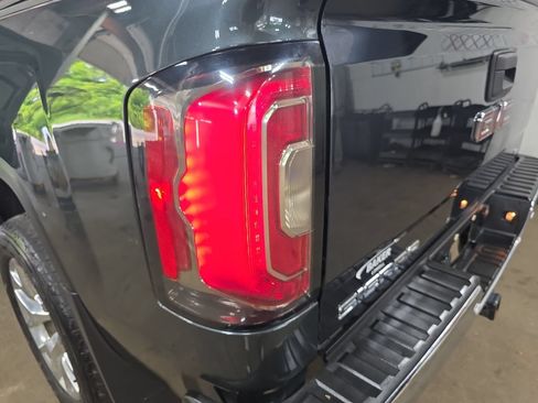 Used 2017 GMC Sierra 1500 SLT w/ Max Trailering Package AWD/4WD image 31