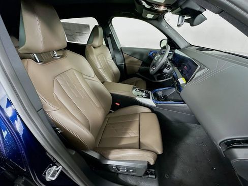 Used 2025 BMW X3 xDrive30i w/ Premium Package image 32
