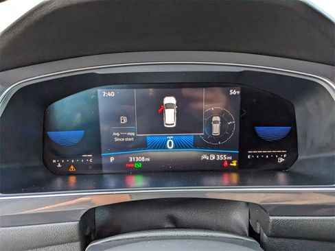 Certified 2023 Volkswagen Tiguan SE R-Line image 29