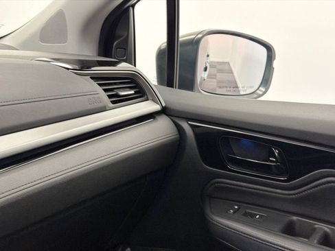Used 2023 Honda Odyssey Touring image 31