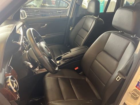 Used 2015 Mercedes-Benz GLK 350 4MATIC image 18