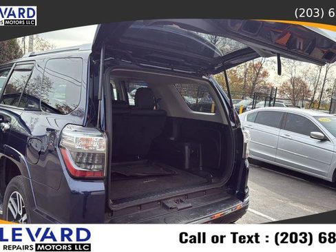 Used 2014 Toyota 4Runner Limited image 35