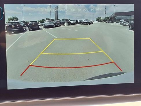 New 2025 Hyundai Tucson SE image 17