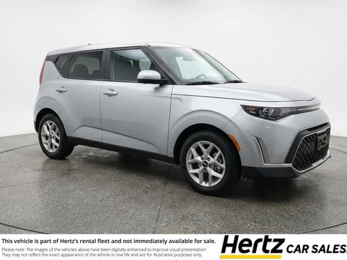 Used 2025 Kia Soul LX w/ LX Technology Package image 1