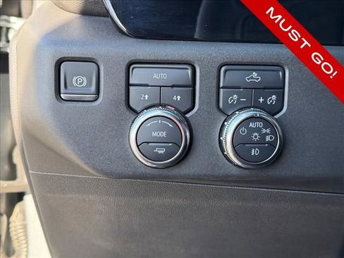 Certified 2025 GMC Sierra 1500 Elevation image 14