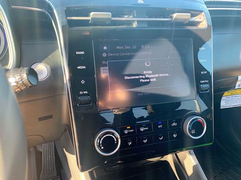 Used 2022 Hyundai Santa Cruz SEL image 13