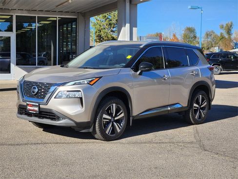 Used 2021 Nissan Rogue SL w/ Premium Package image 4