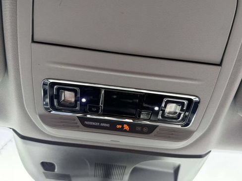 Used 2022 Lincoln Corsair AWD w/ Equipment Group 101A image 24