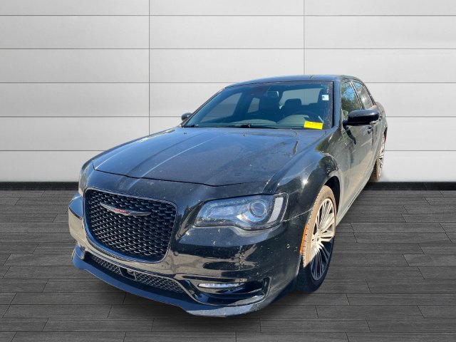 Used 2022 Chrysler 300 S w/ Comfort Group RWD image 6