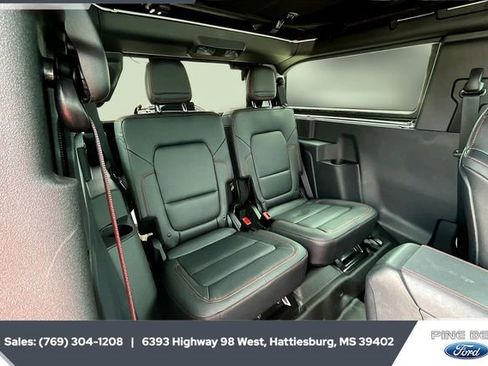 New 2025 Ford Bronco Stroppe Edition image 10