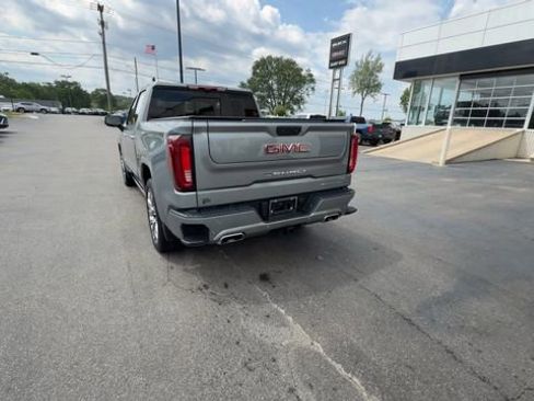 Used 2024 GMC Sierra 1500 Denali AWD/4WD image 6