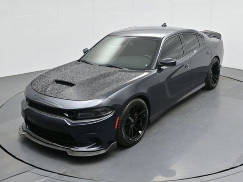 Used 2019 Dodge Charger R/T image 36
