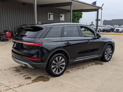 Used 2021 Lincoln Corsair Reserve FWD image 3