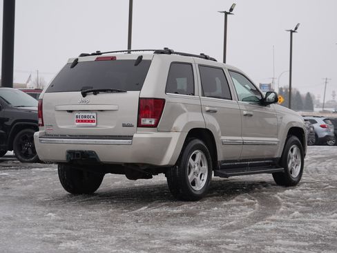 Used 2007 Jeep Grand Cherokee Limited image 3