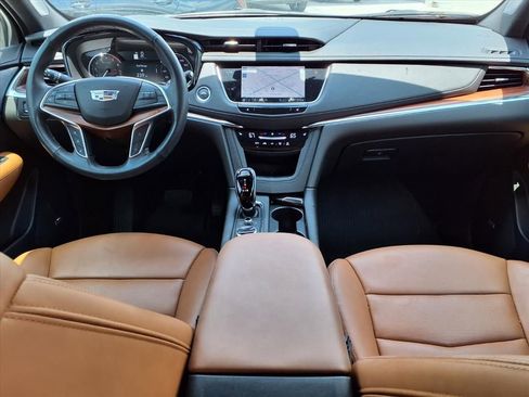 Used 2024 Cadillac XT5 Premium Luxury FWD image 11