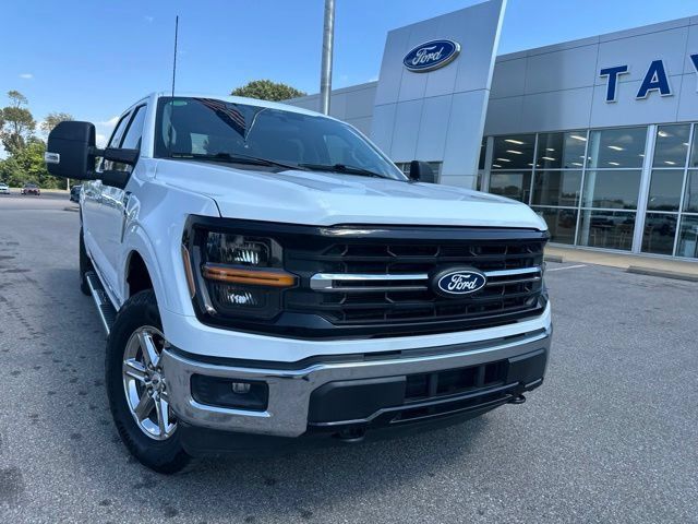 Used 2025 Ford F150 XLT w/ Equipment Group 301A Standard AWD/4WD image 5