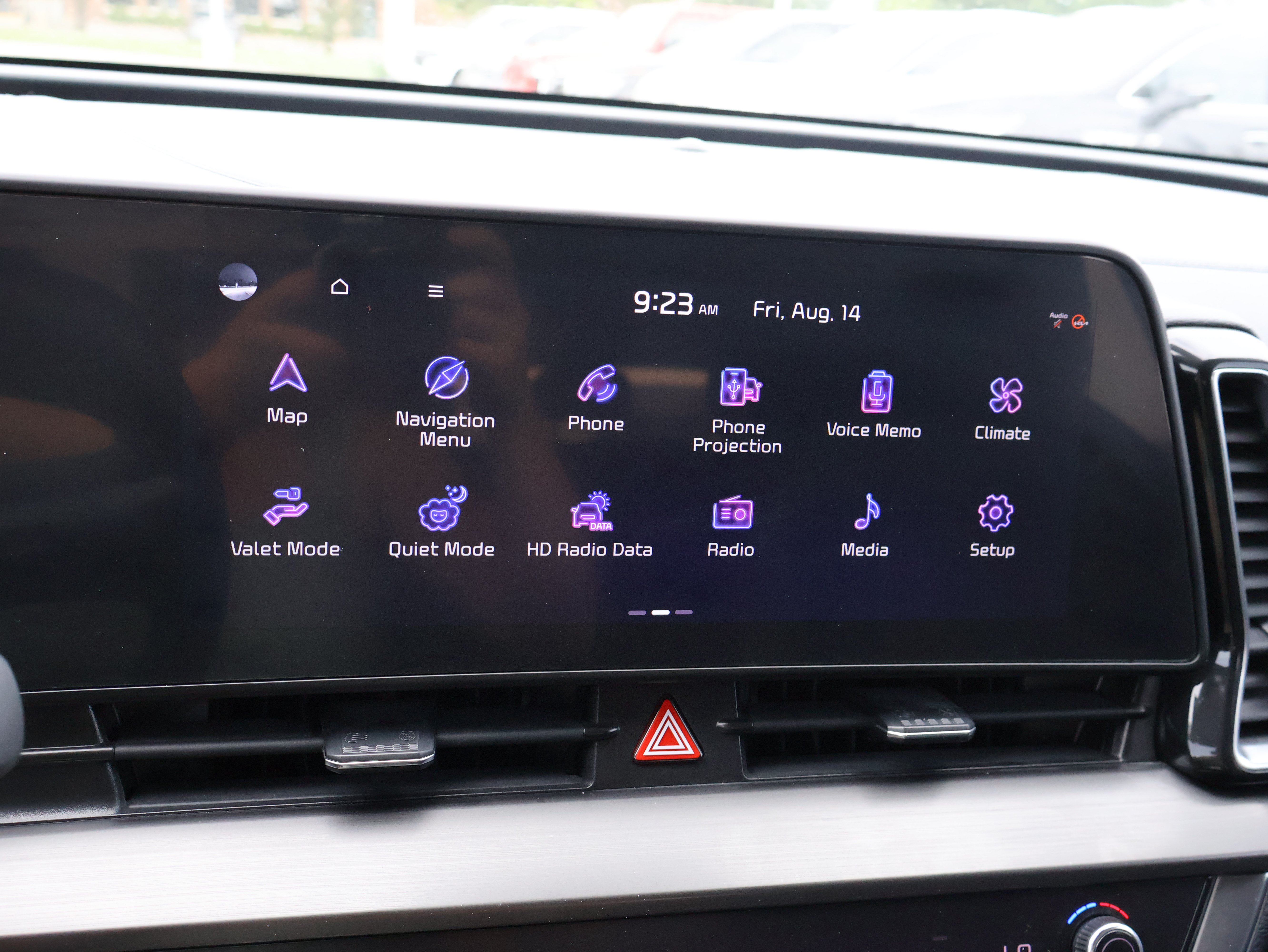 Used 2024 Kia Sportage EX FWD image 23
