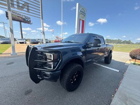 Used 2020 Ford F250 Lariat AWD/4WD image 2