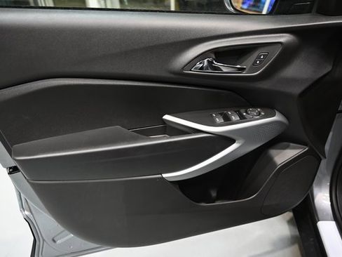 New 2026 Chevrolet Trax LS image 26