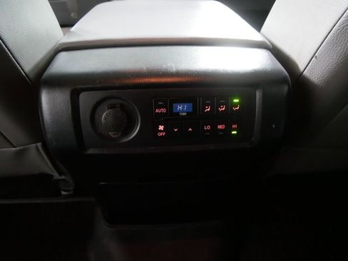 Used 2013 Toyota Sequoia Limited image 21