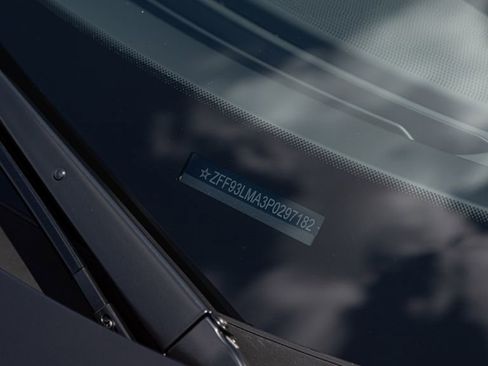 Used 2023 Ferrari F8 Tributo RWD image 21
