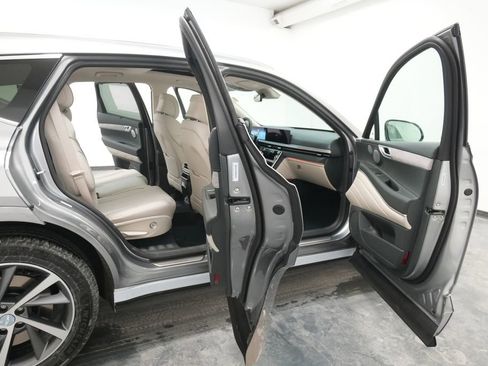 New 2026 Genesis GV80 2.5T Advanced image 37